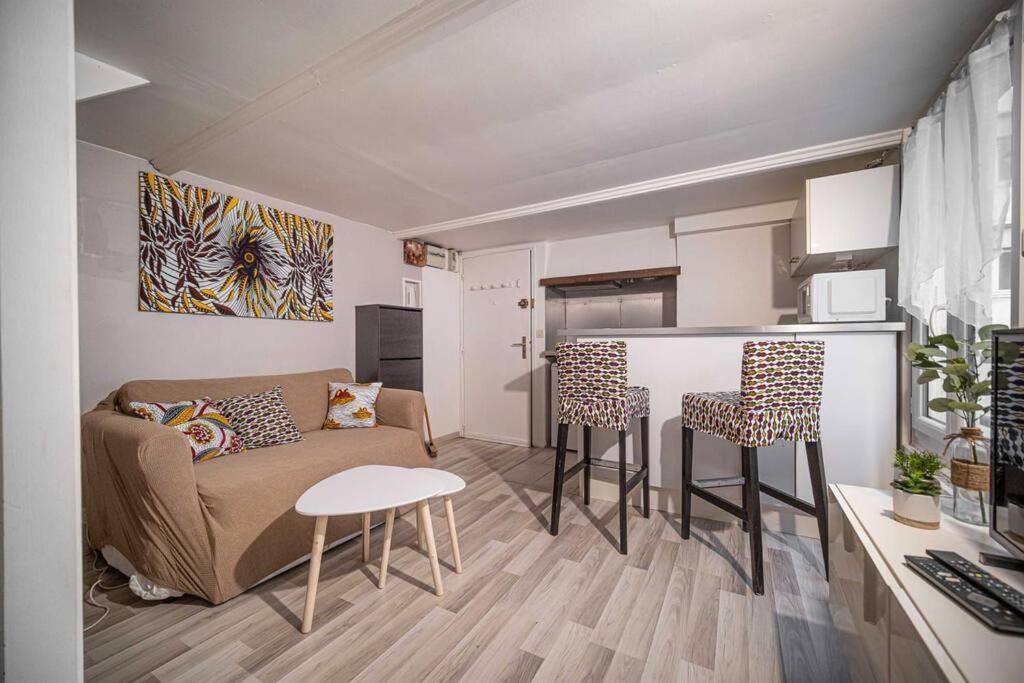 Charmant Duplex - Centre De Фонтенбло Екстериор снимка